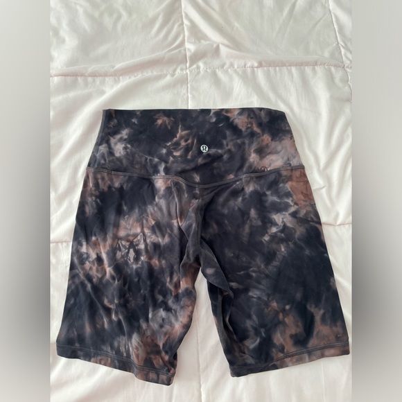 lululemon athletica Pants - Lululemon align shorts in marble.